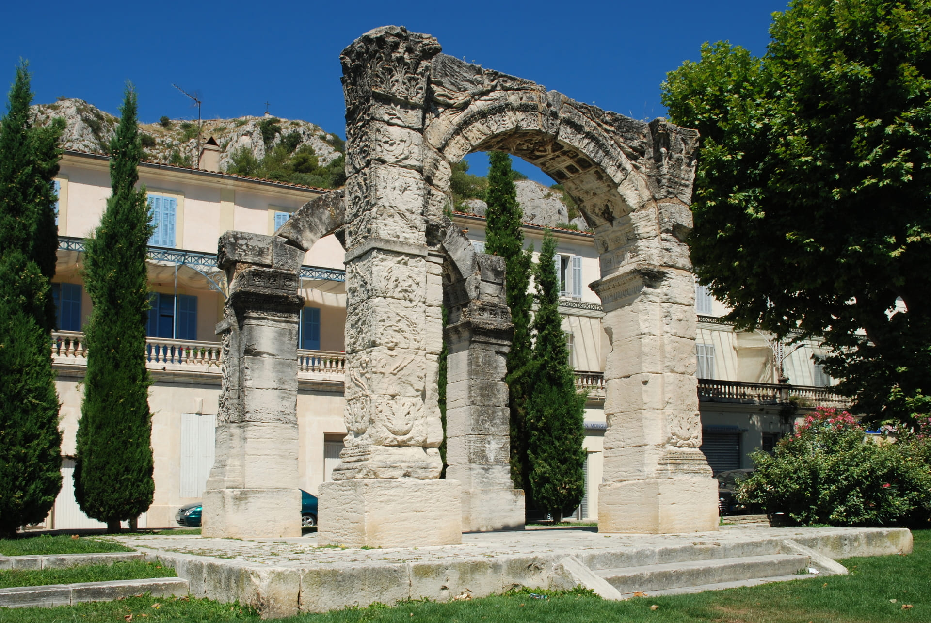 Arc_romain_de_Cavaillon_02-_1_ (1) DIAGNOSTIC IMMOBILIER CAVAILLON